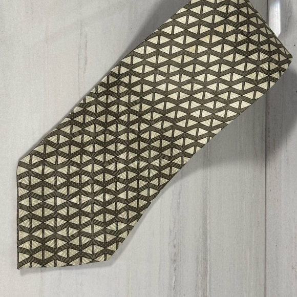 Tongue tied Geometric Patterned Tie - Black and Cream - Picture 1 of 2